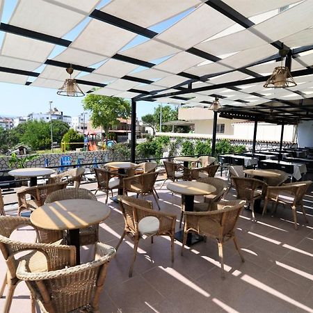 Og-Erim Hotel Кушадасъ Екстериор снимка