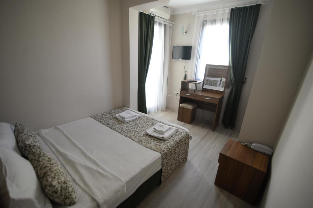 Og-Erim Hotel Кушадасъ Екстериор снимка