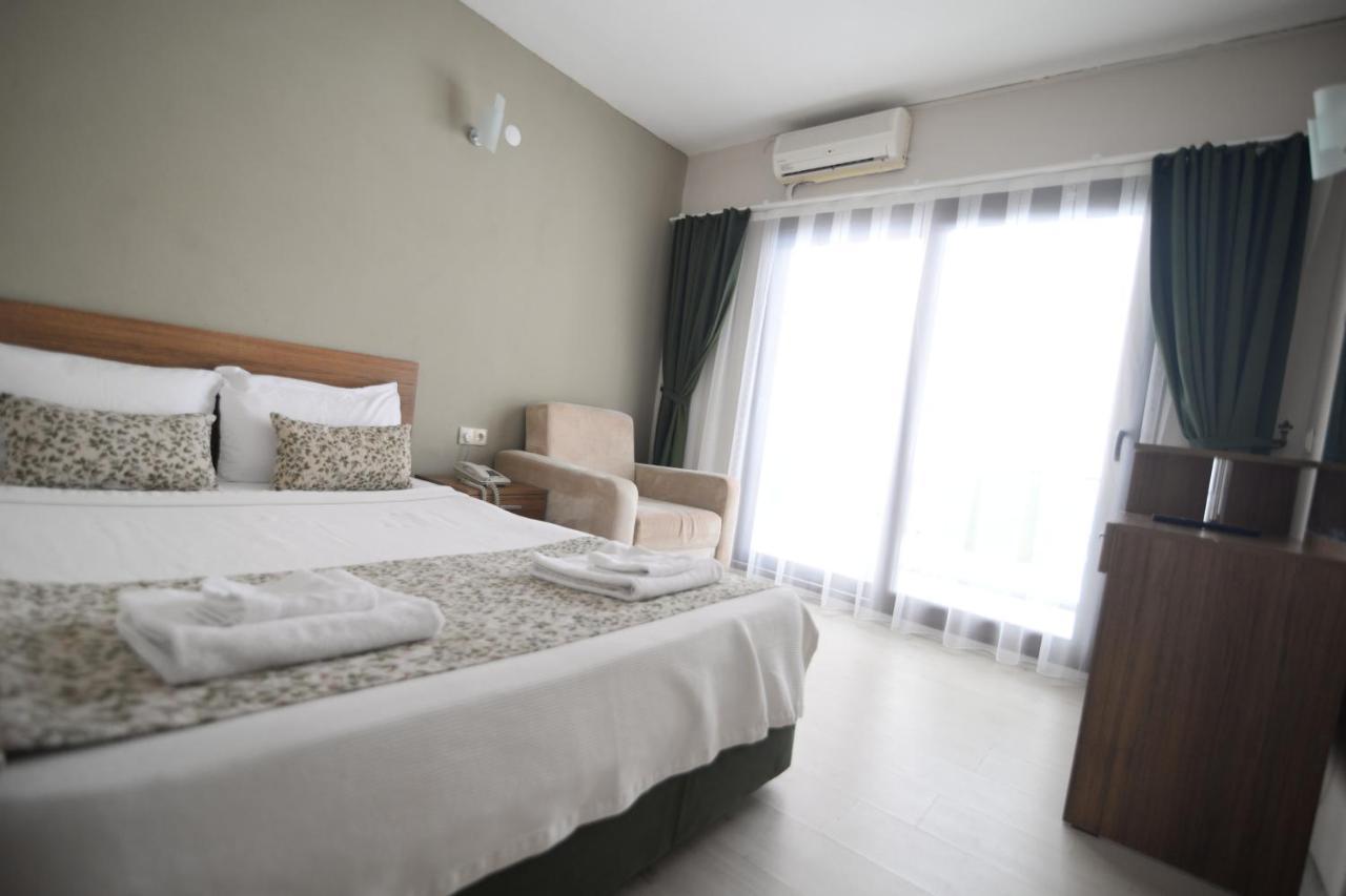 Og-Erim Hotel Кушадасъ Екстериор снимка